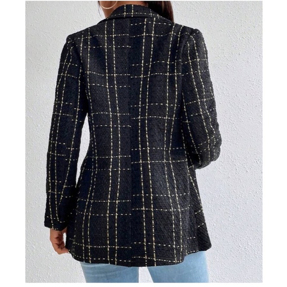 Classic Plaid Button up Tweed Blazer - Picture 8 of 12